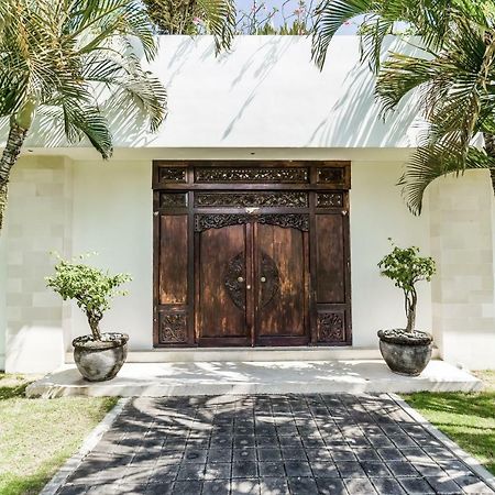 Pantai Hitam Villa Selemadeg 外观 照片