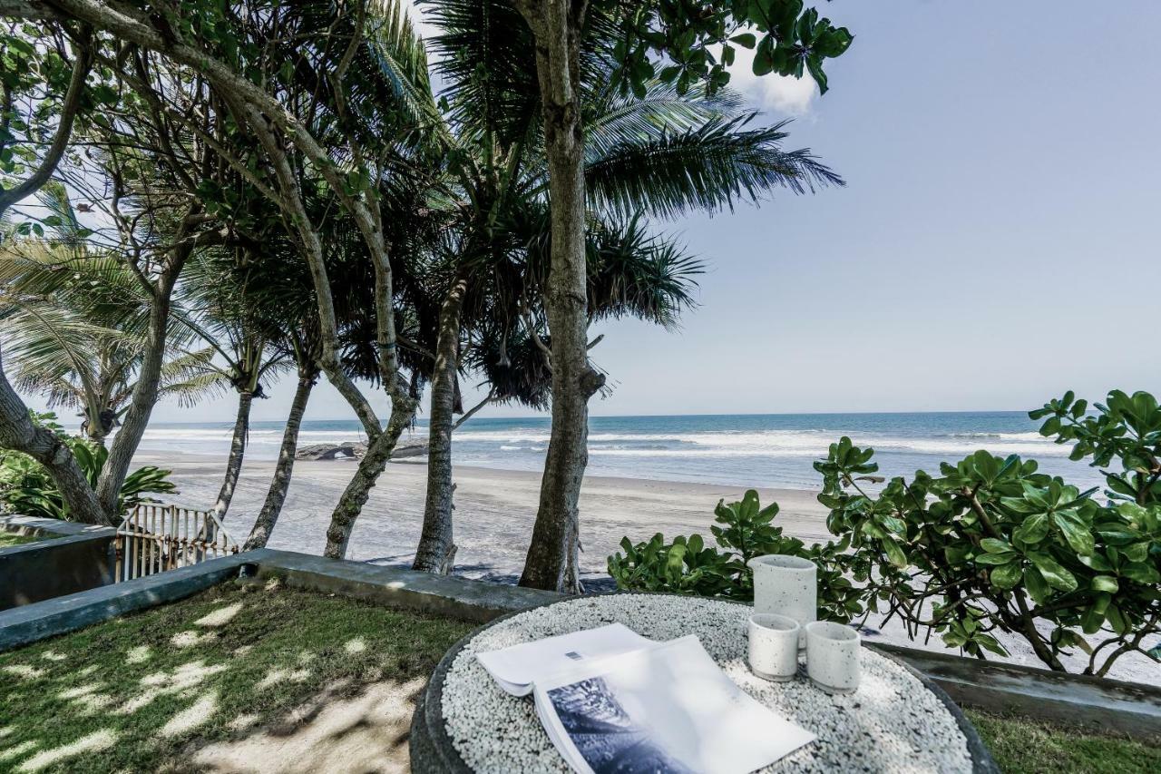 Pantai Hitam Villa Selemadeg 外观 照片