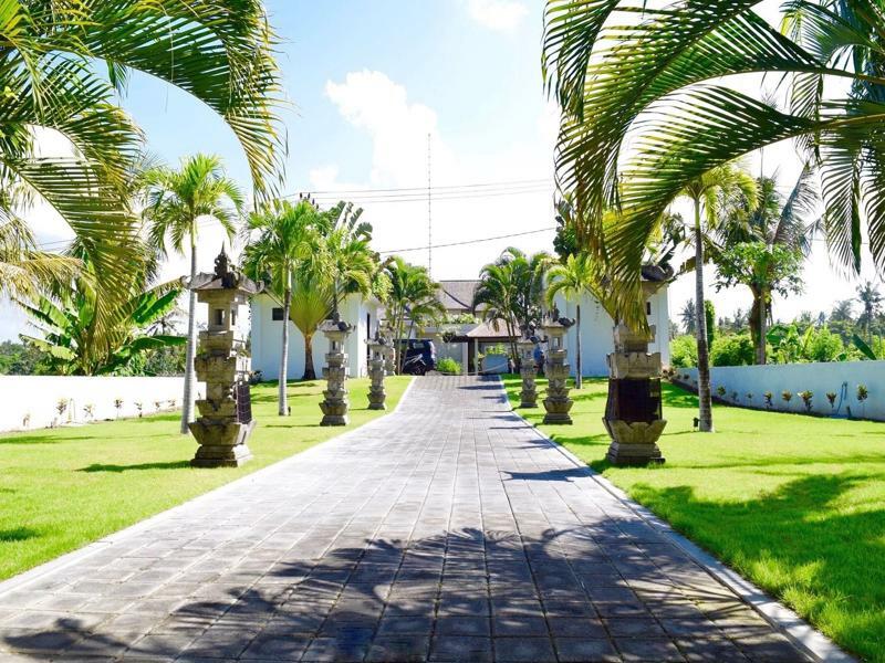 Pantai Hitam Villa Selemadeg 外观 照片